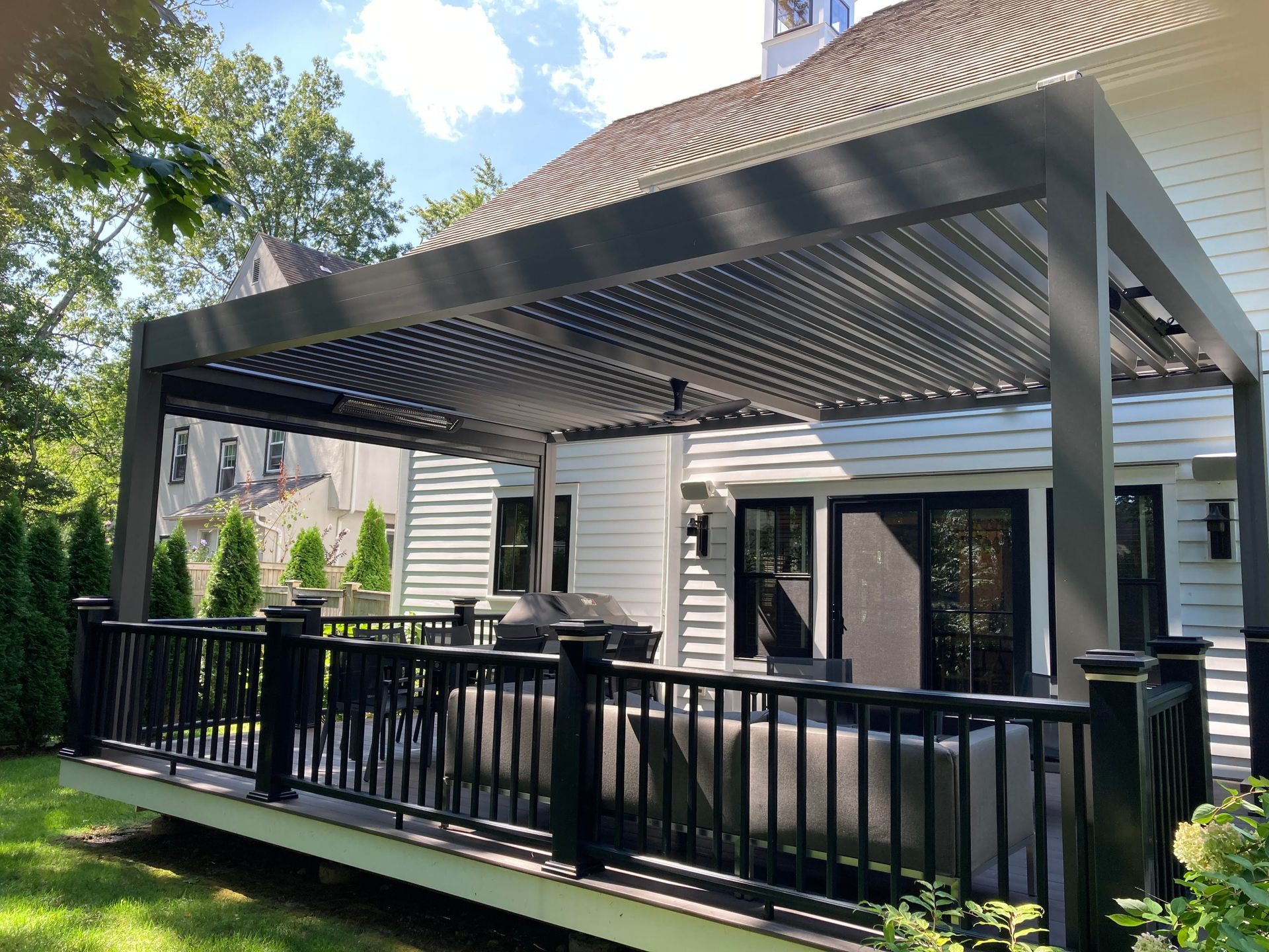 Louvered Pergolas project photo 7